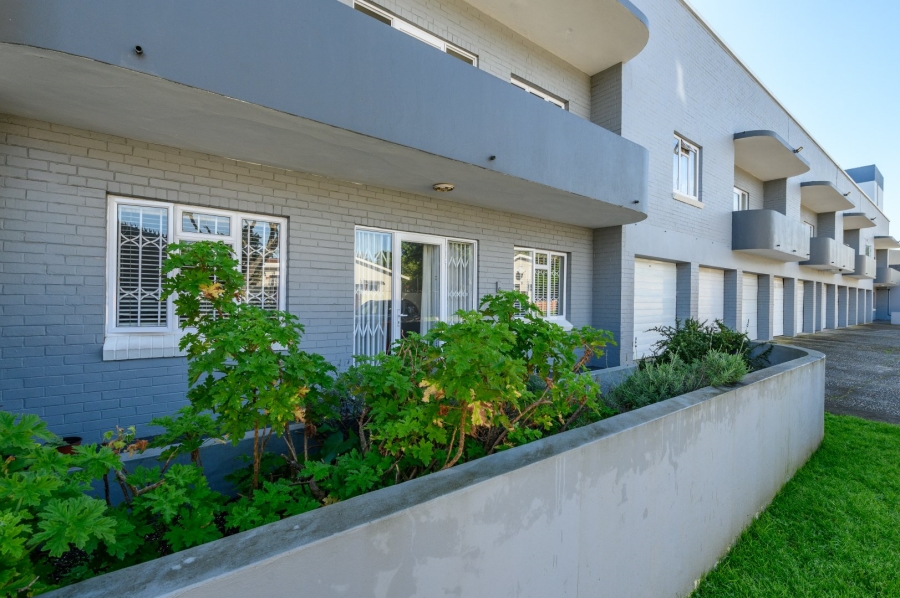 2 Bedroom Property for Sale in Humewood Eastern Cape